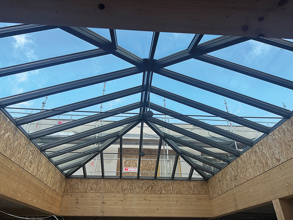 Casa-Claustra_verriere-en-profile-Flandria