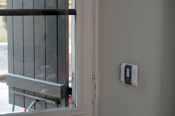 France-Fermetures_Volet-Battant-BOIS-AUTHENTIQUE