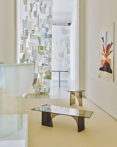 GLASS-VARIATIONS-collection-PERSPICIO-studio-POOL_photo-Mathilde-Hiley