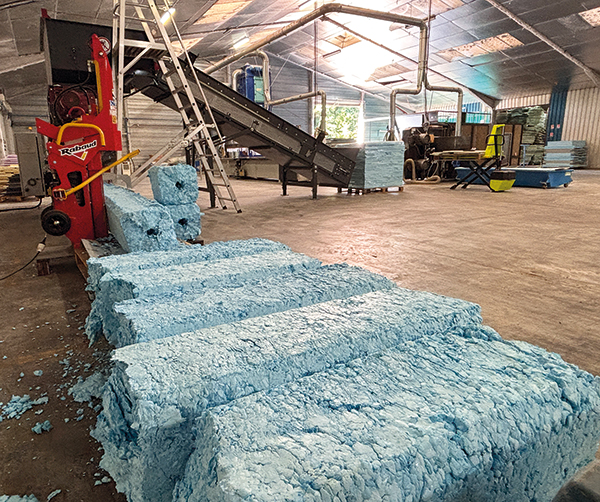 Isosta-Repan_deconstruction-des-panneaux-sandwich