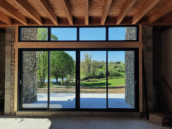 LEUL_alu_6700_coulissant_4-vantaux_noir