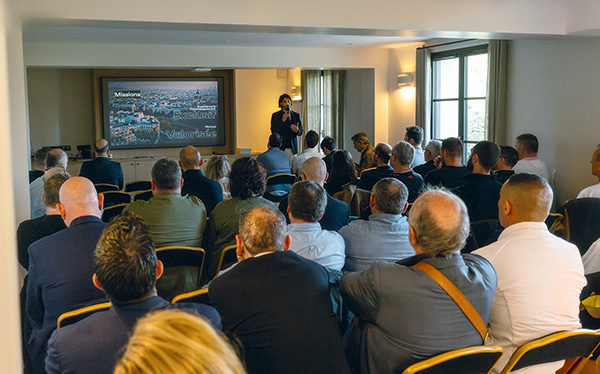 REYNAERS-300-professionnels-auront-participe-au-Partner-Tour