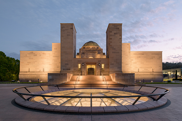 SUPER-SPACER-Australian-War-Memorial-Oculus-exterieur