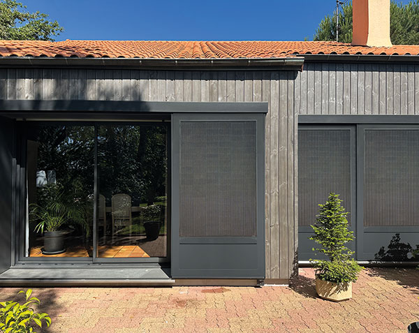 Sothoferm_volet-coulissant-Volsun_motorisation-solaire