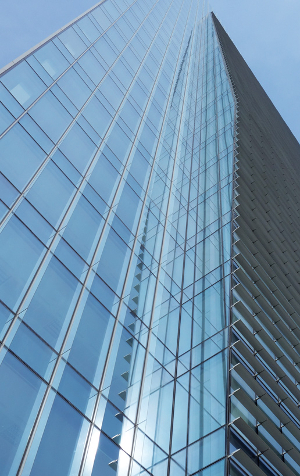 Le diamant : bâtiment à facettes de 140 m et à consommation énergétique réduite, imaginé par Kohn Pedersen Fox Architects ©V&MA