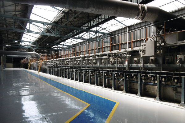 L'étenderie, refroidissement du verre ©Saint-Gobain