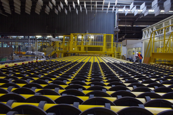 Convoyeur de transfert du verre ©Saint-Gobain