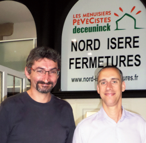 Pierre Constantin, gérant de Nord Isère fermetures à Bourgoin-Jallieu (38) et (à gauche) son associé Fabrice Cochard : 