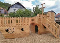 Aménagement d'une aire de jeux en bois en Allemagne avec des vis HECO-TOPIX