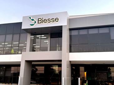 Biesse France reçoit à Lyon le député du Rhône Thomas Gassilloud