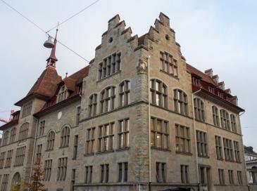 Swisspacer participe à la performance de fenêtres classées à Zurich