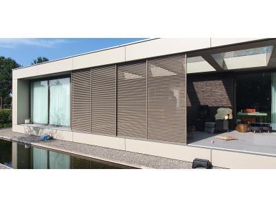 SP17 Les volets d'ombrage coulissants élégants