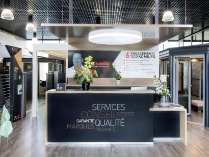 L'exclusivité d'un réseau "Komilfo"