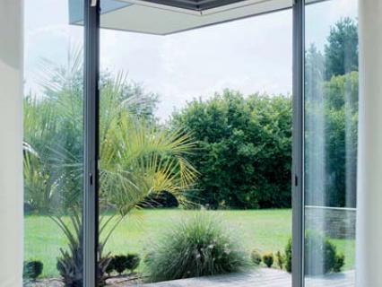 Bloc coulissant et galandage d'angle