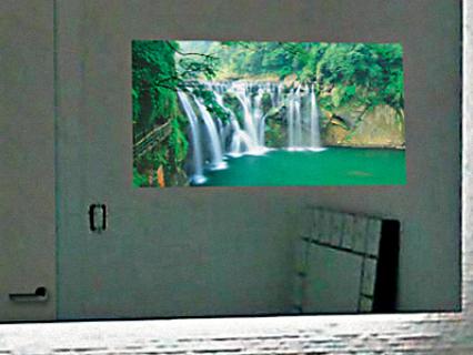Verre à haute réflexion lumineuse pour écran digitaux