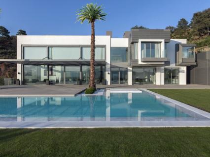 A Marbella, la Villa Arcadio entre minimalisme et avant-garde