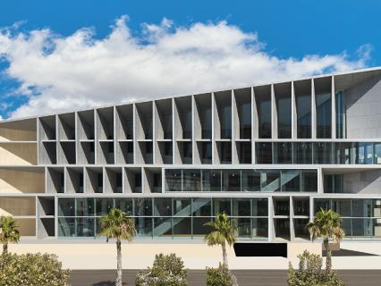 Francisco Mangado mise sur les façades Wicona pour le nouveau Palais des Congrès à Palma de Majorque