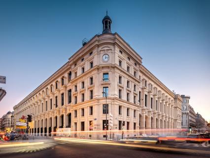 Schüco participe à la transformation patrimoniale de la Poste du Louvre