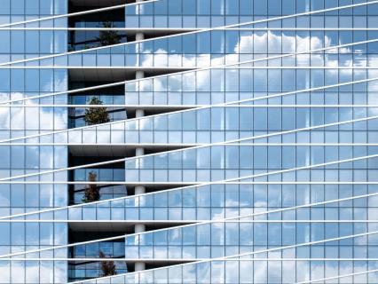 Saint-Gobain réalise la 1ère production test de verre plat avec plus de 30 % d’hydrogène