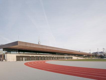 Combinaison de haut niveau avec Okalux et Glas Trösch pour le complexe sportif de Munich