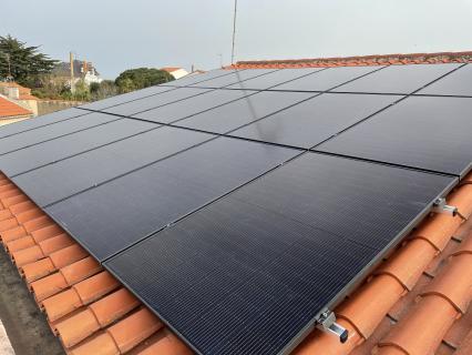 Akena et Picoty créent l’enseigne inédite OÏKA Solaire