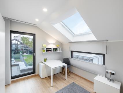 Roto Designo Heat présente la première fenêtre de toit chauffante !