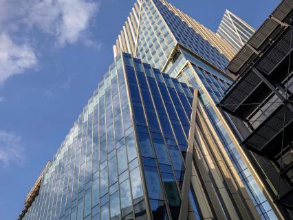 Super Spacer® au cœur d’un origami architectural d’exception à Londres