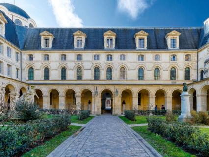 La gamme Héritage d’Atlantem préserve l’identité patrimoniale du Lycée Henri IV à Paris