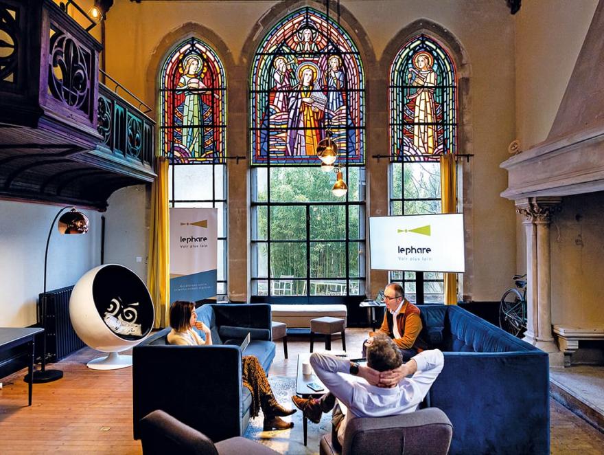 Data : les données du succès pour les miroitiers et les menuisiers