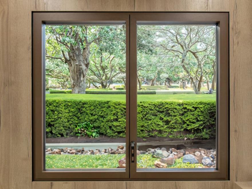 Profils Systèmes muscle sa gamme de frappe aluminium Cuzco® S713 au niveau CR2