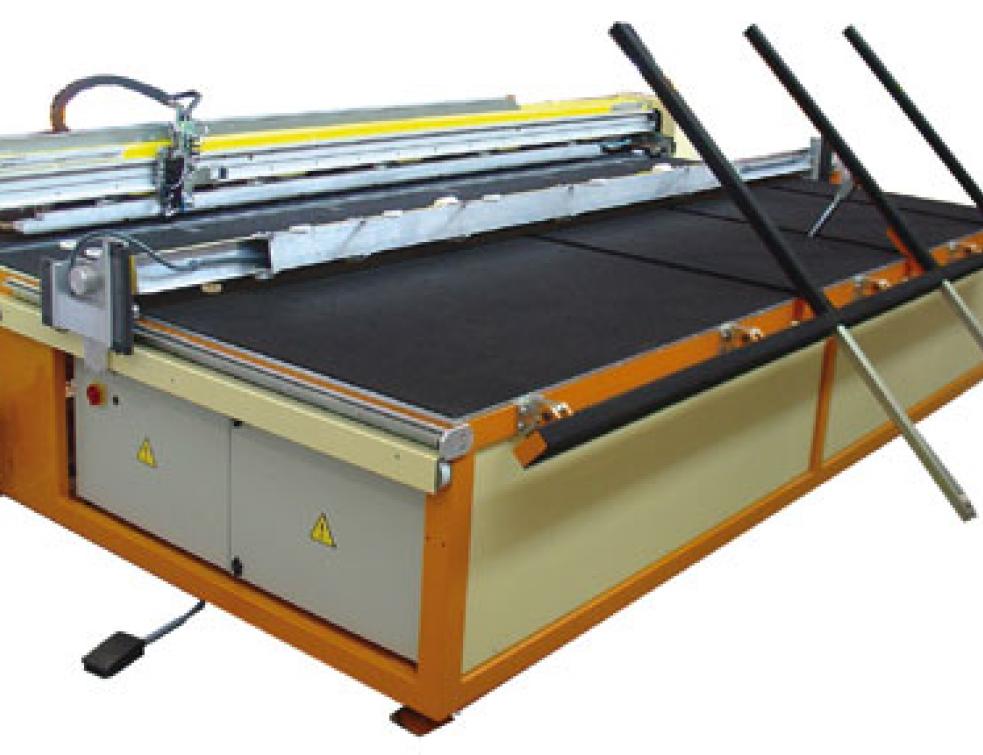 Tables de découpe automatique