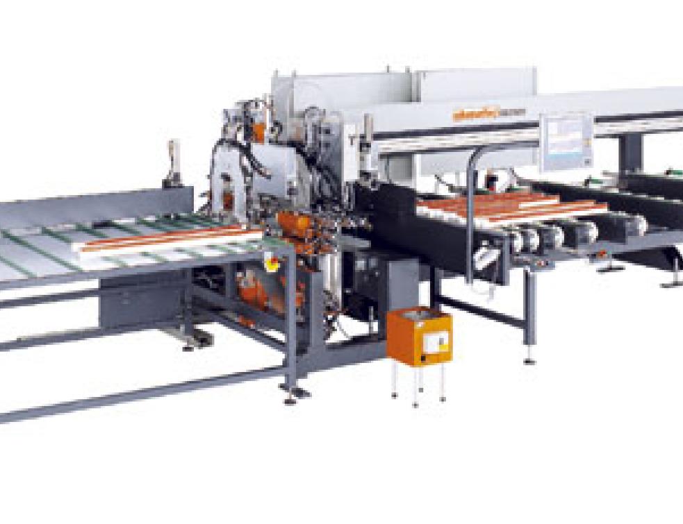 Centre d'usinage pour profilés PVC