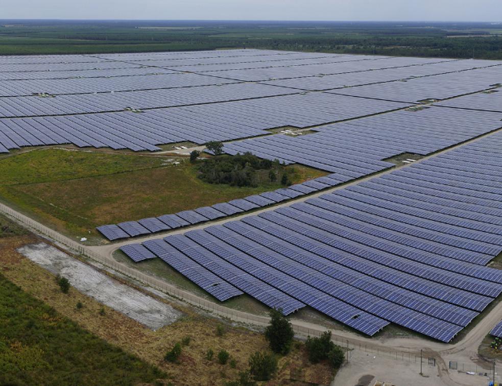 La plus grande centrale photovoltaïque d'Europe achève son intégration dans le système électrique fr
