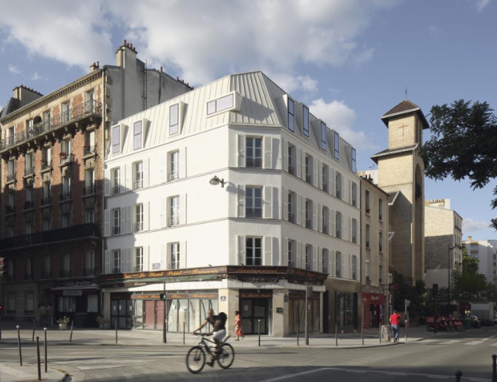 Technal habille la surélévation d'un immeuble de logements sociaux avec ses menuiseries sur-mesure