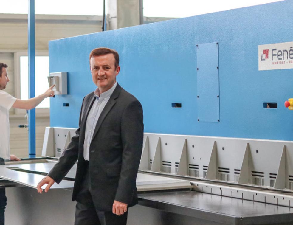 FenêtréA se lance dans la production de portes d'entrée