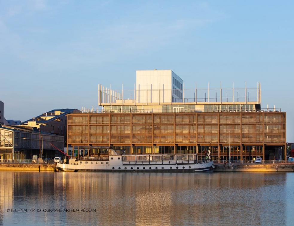 Nouveau complexe dock G6 à Bordeaux pour Technal