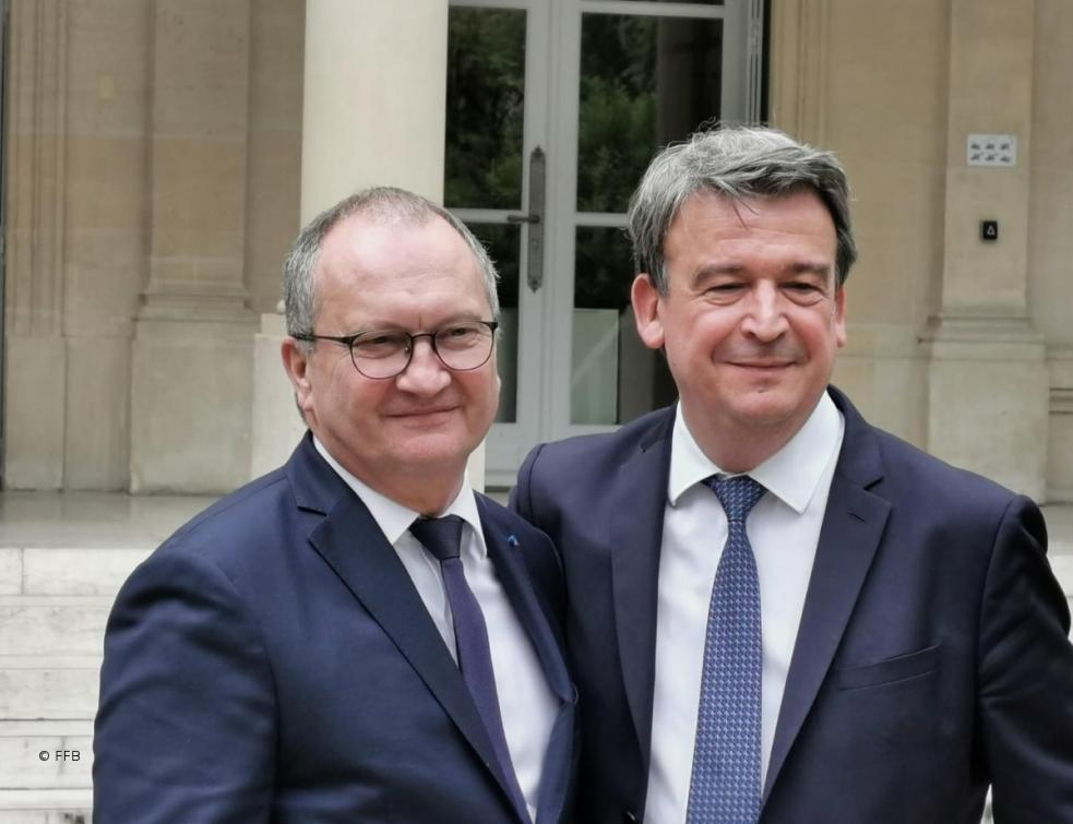 Olivier SALLERON succède à Jacques CHANUT à la présidence de la FFB